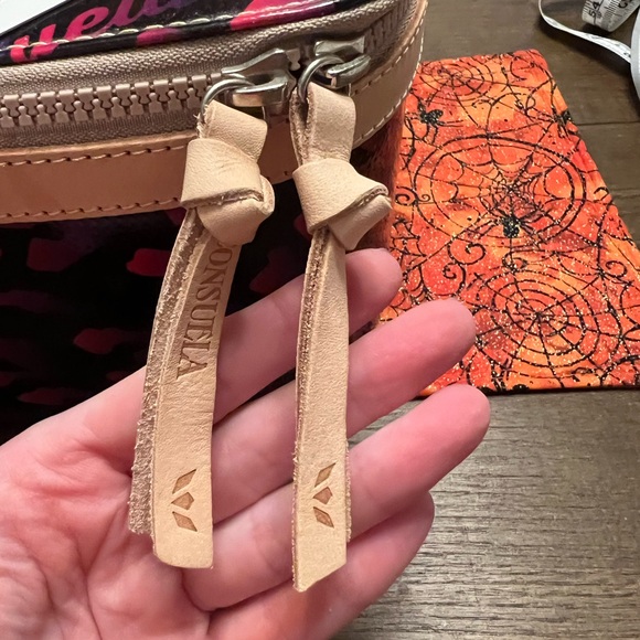 NWT Consuela Stylish Black, Pink and Purple Leopard Print Train Case - Picture 5 of 7